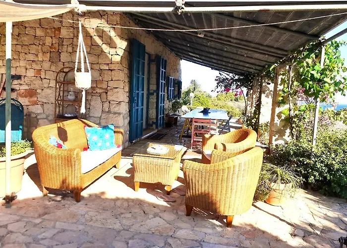 Vila Kores House *